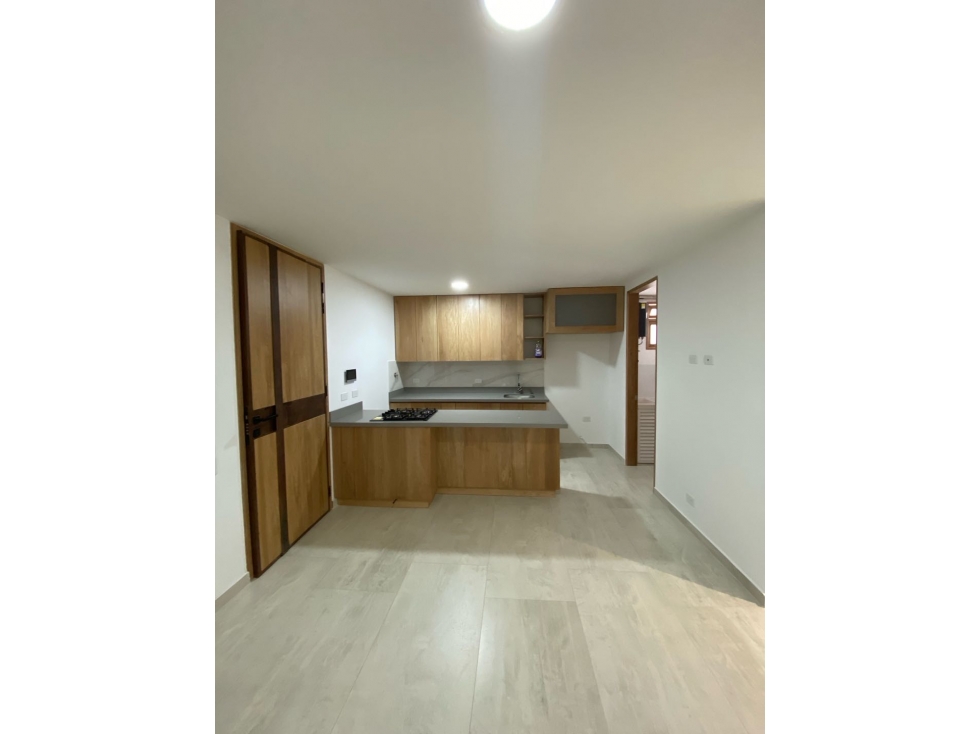 ARRIENDO HERMOSO APARTAMENTO UBICADO EN EL CARMEN DE VIBORAL — foto 3