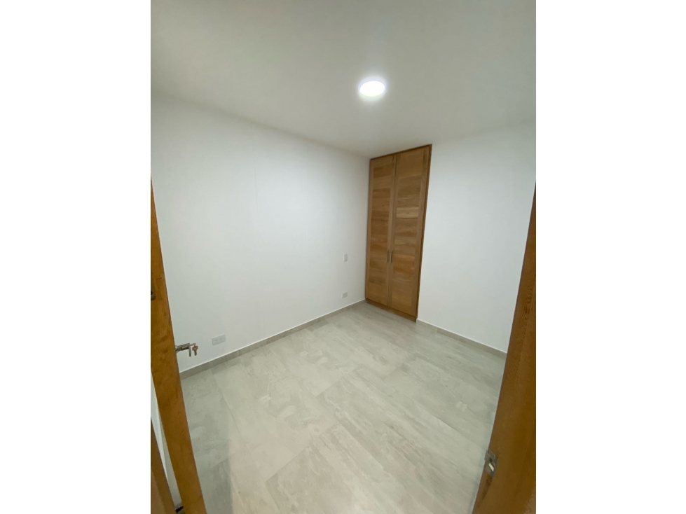 ARRIENDO HERMOSO APARTAMENTO UBICADO EN EL CARMEN DE VIBORAL — foto 6
