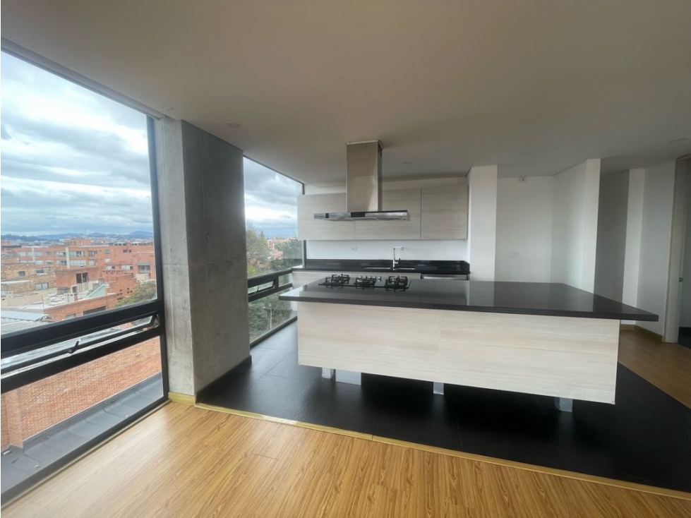 Arriendo hermoso apartamento vista 360 grados en Santa Bárbara Bogotá — foto 2