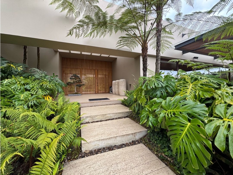 Arriendo, la Calera, 680mts, 4 habs, impecable