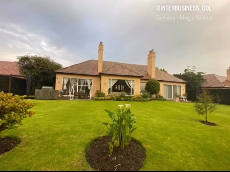Arriendo Linda Casa en Santa Ana de Chia.