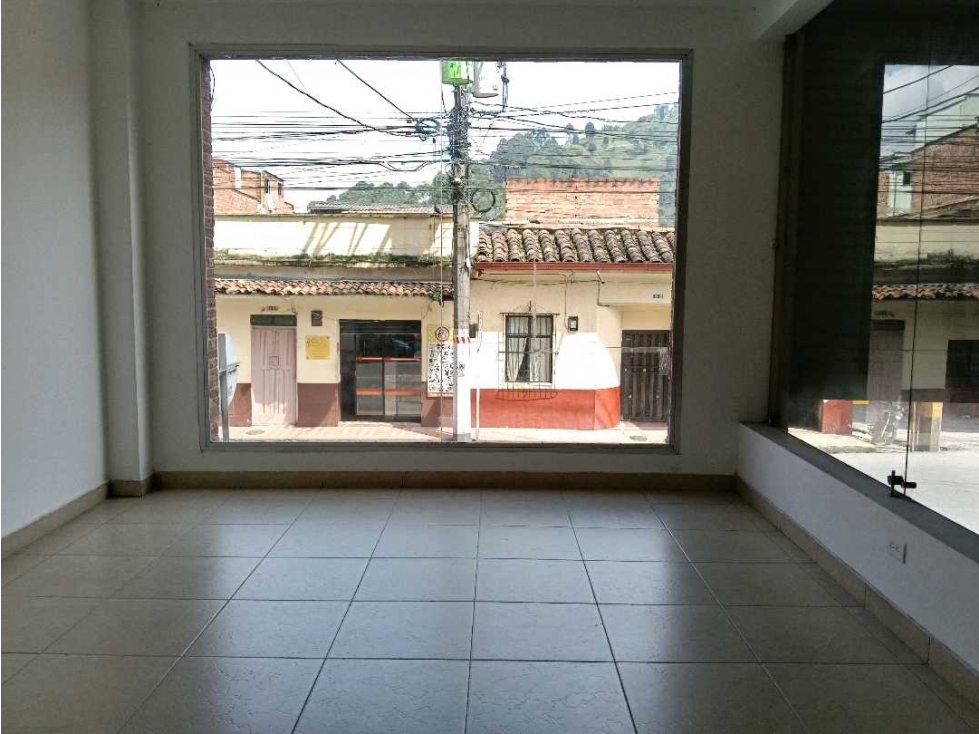 Arriendo Local barrio Olaya Herrera, Caldas - 2