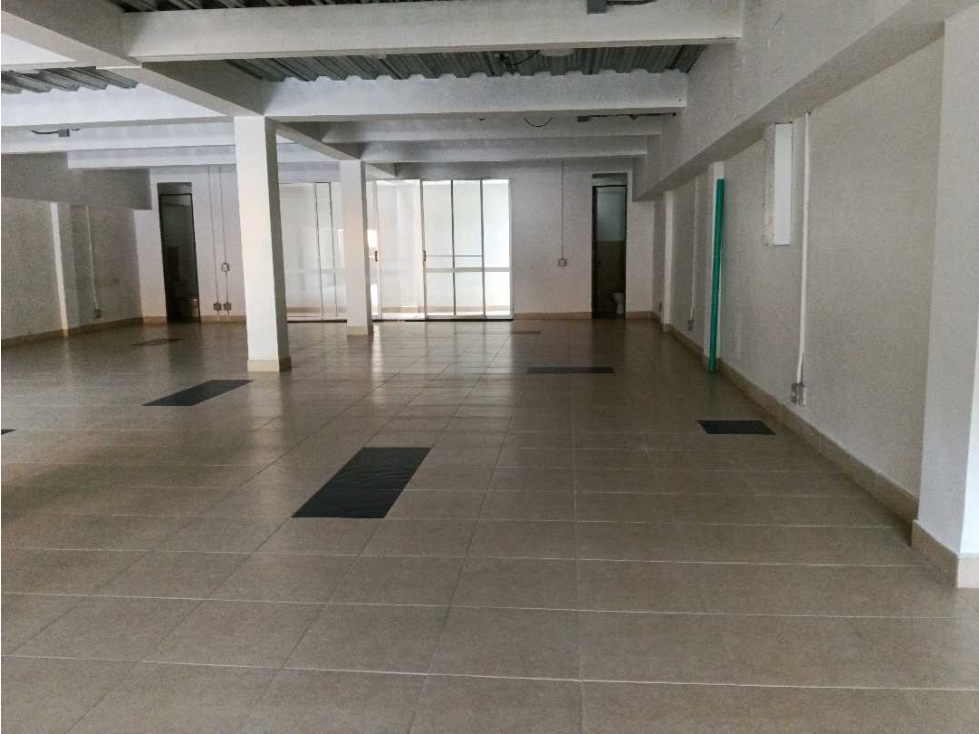 Arriendo local Barrio Olaya Herrera, Caldas - 1