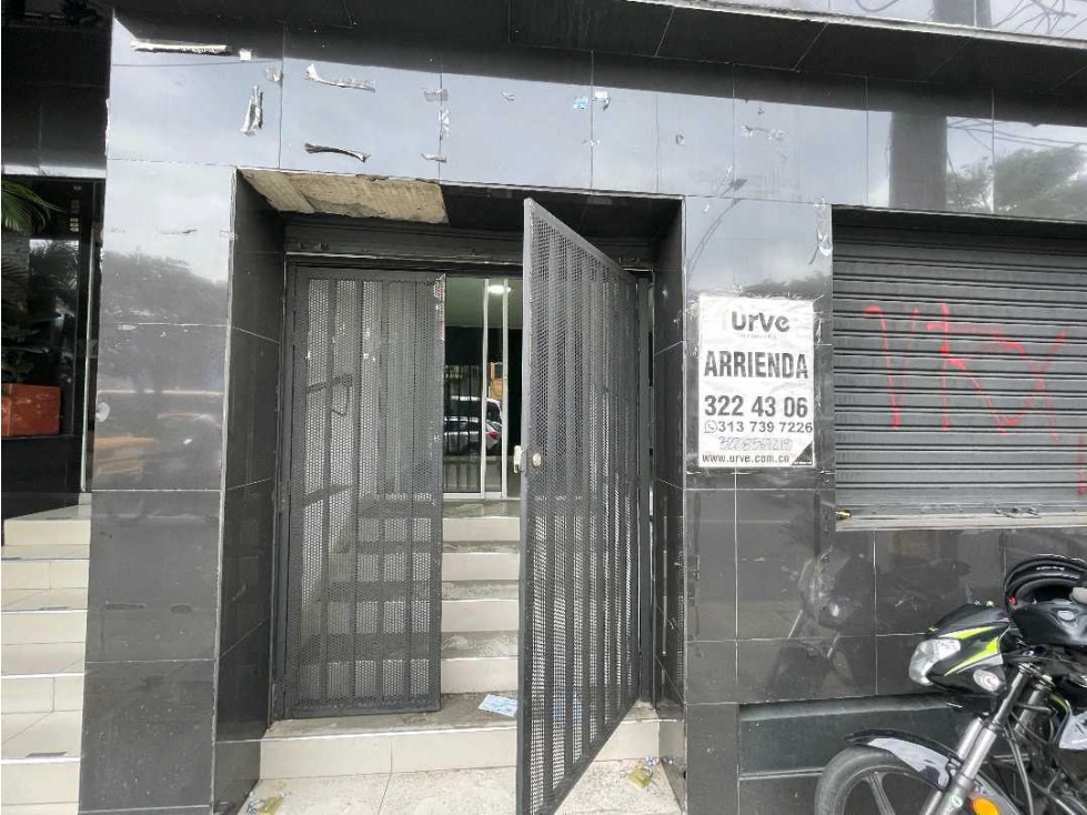 VENDO LOCAL COMERCIAL. Av colombia cerca a el estadio — foto 2
