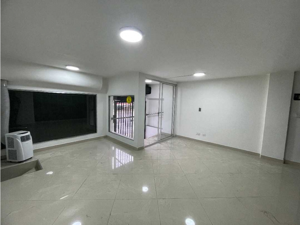 VENDO LOCAL COMERCIAL. Av colombia cerca a el estadio — foto 4