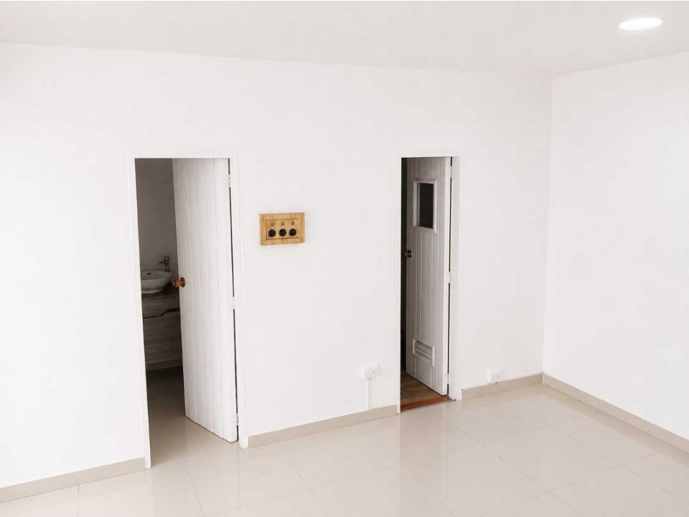 Arriendo Local Comercial Av Paralela Manizales — foto 3