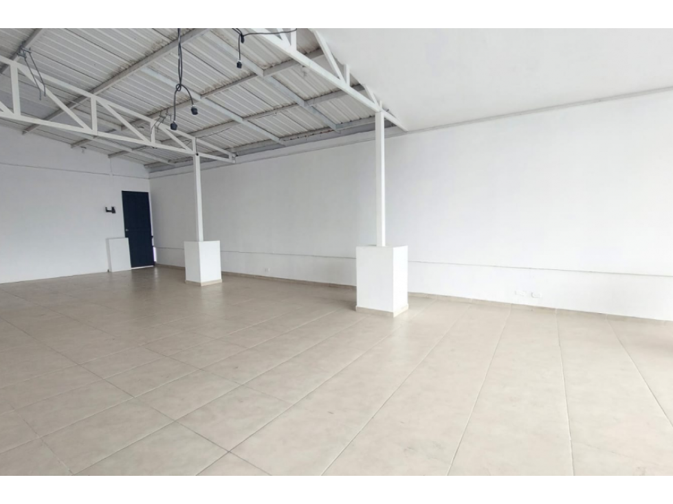 Local comercial en renta Avenida Bolívar Armenia Quindío - 4
