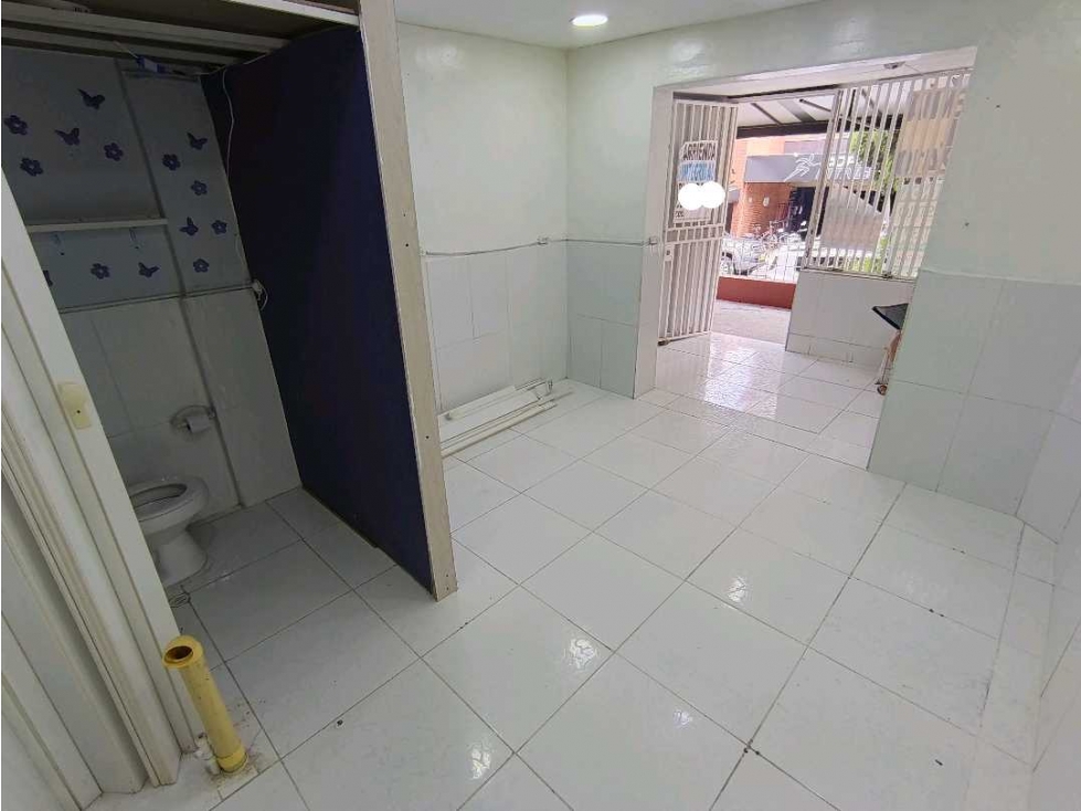 Arriendo local comercial belen san bernardo,al lado de via principal