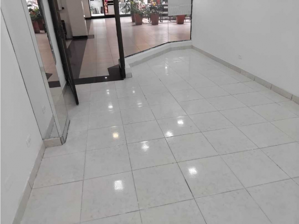 Arriendo Local Comercial Centro Manizales — foto 2