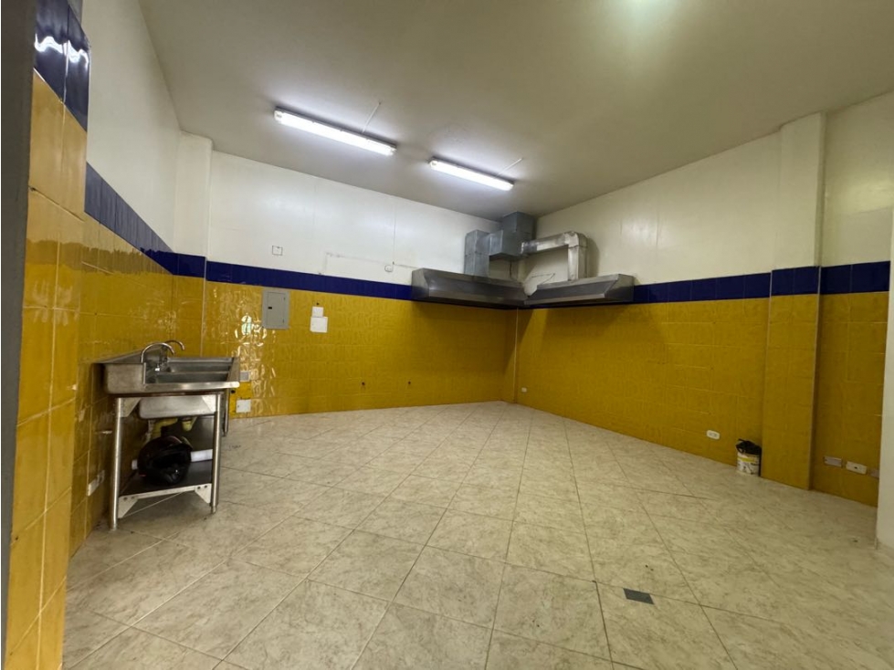 Arriendo local comercial en Chia en (JUMBO den Chia ) - 6