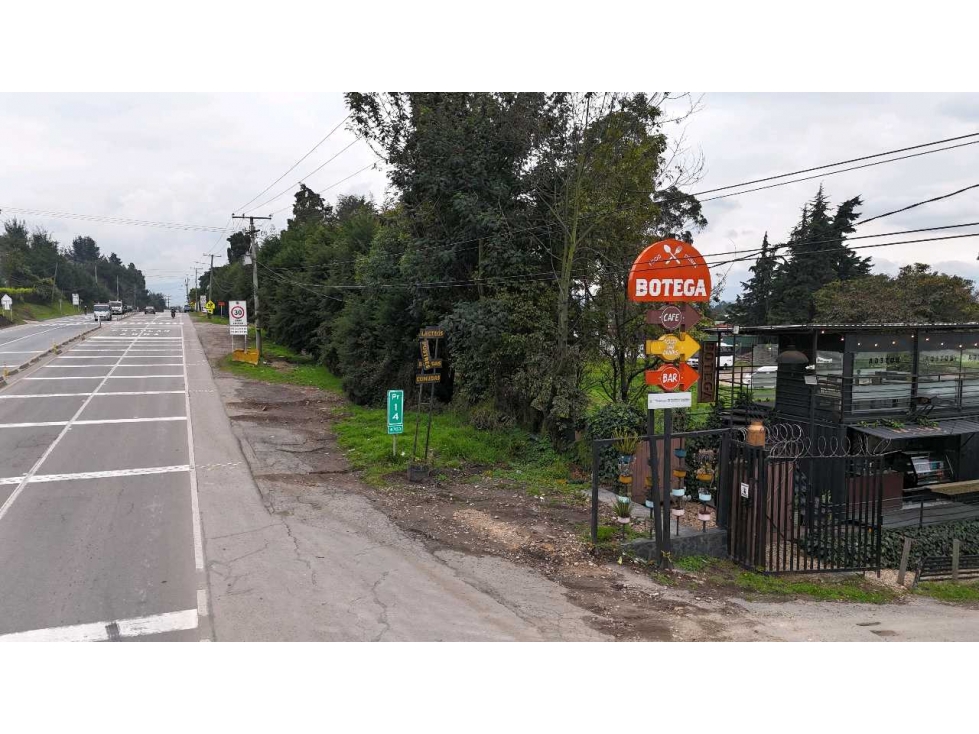 ARRIENDO LOCAL COMERCIAL EN COTA IDEAL PARA GASTRO BAR - 2