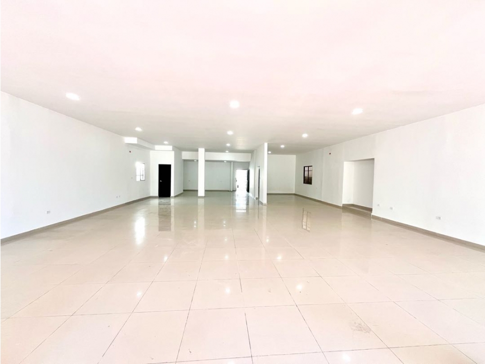 ARRIENDO LOCAL COMERCIAL EN PORVENIR