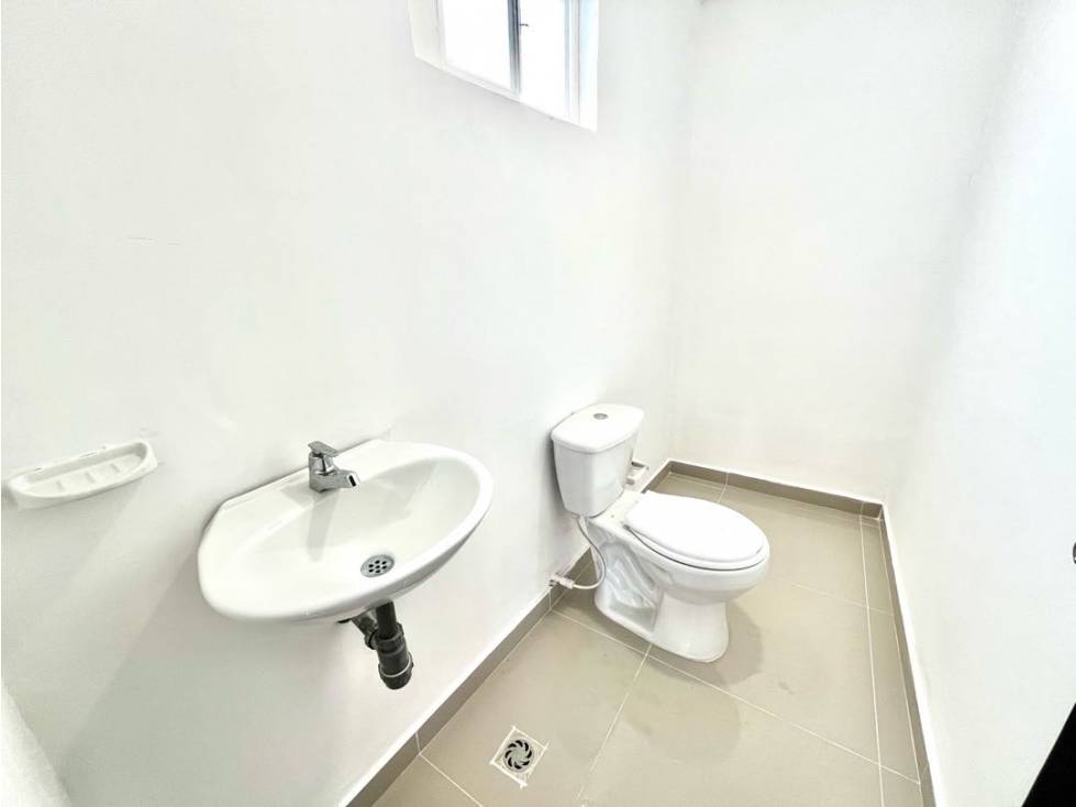 ARRIENDO LOCAL COMERCIAL EN PORVENIR — foto 6