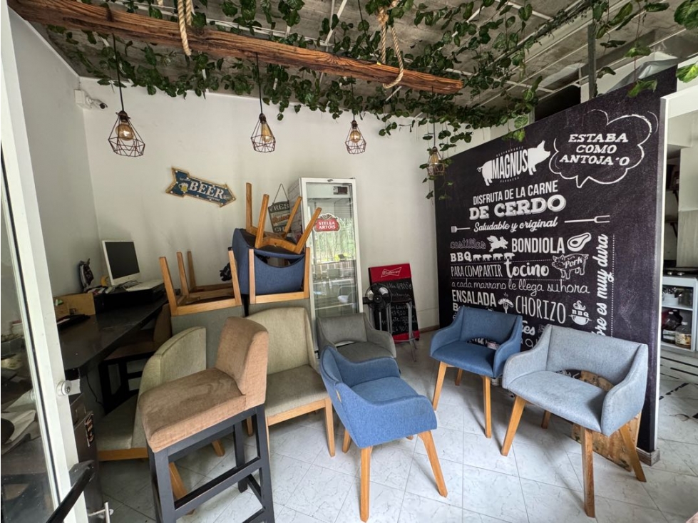 Arriendo local comercial esquinero en la Almería — foto 5