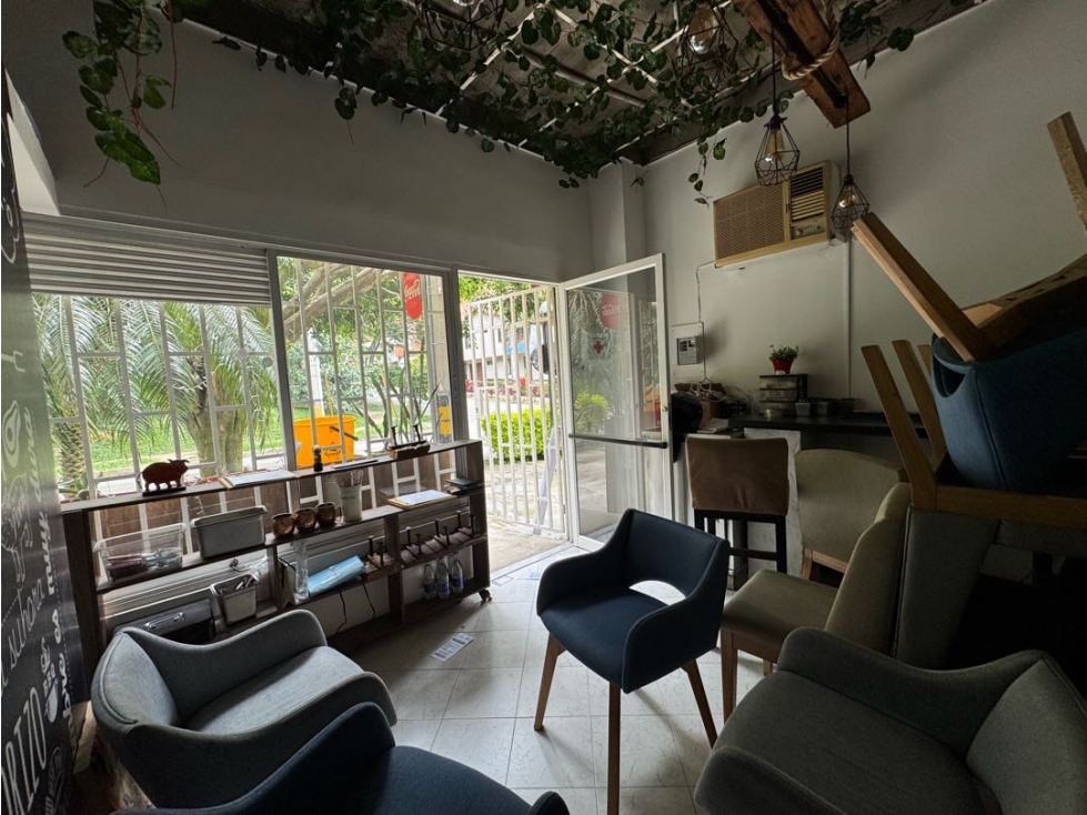 Arriendo local comercial esquinero en la Almería — foto 6