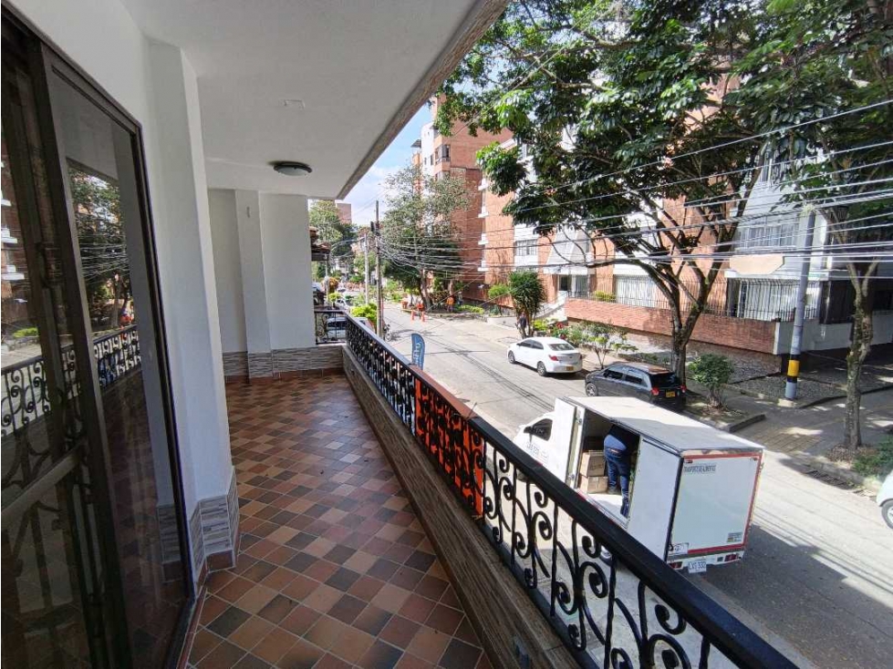 Arriendo local comercial suramericana,piso 2,180 metros — foto 3