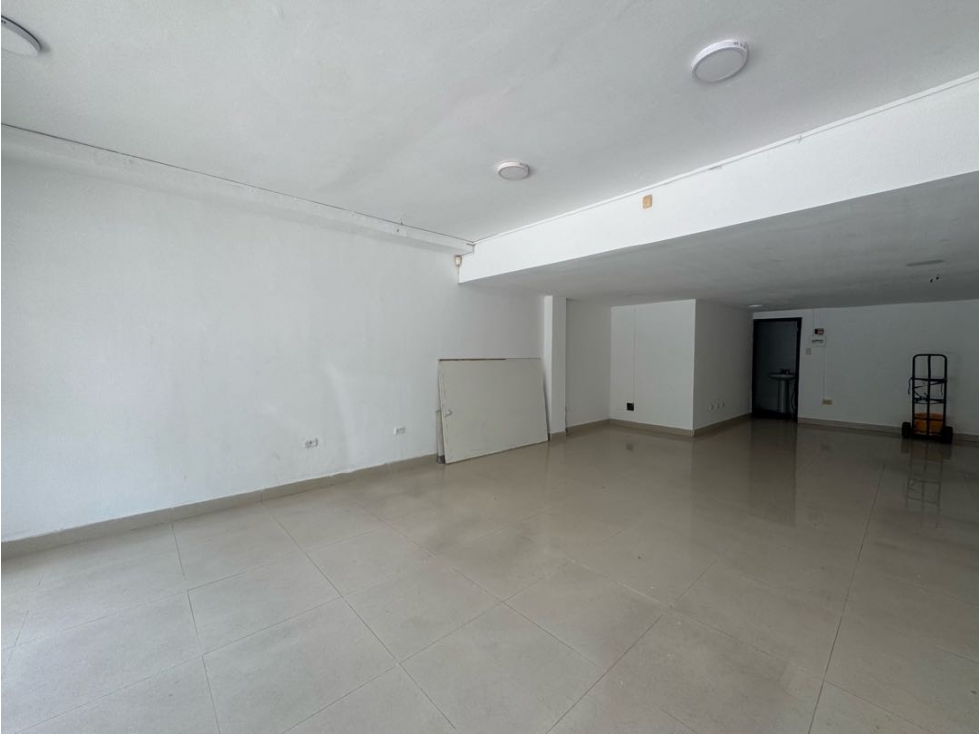 ARRIENDO LOCAL EN ALTO PRADO — foto 4