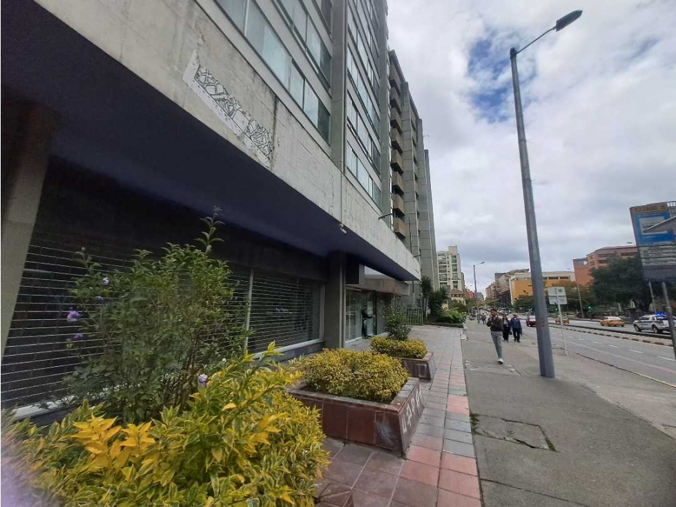 ARRIENDO LOCAL EN CHAPINERO SOBRE LA 7ma 270mts — foto 3