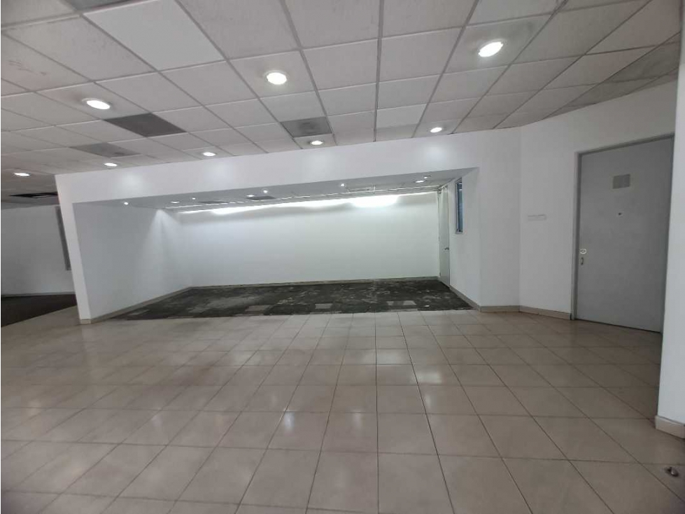 ARRIENDO LOCAL EN CHAPINERO SOBRE LA 7ma 270mts — foto 5