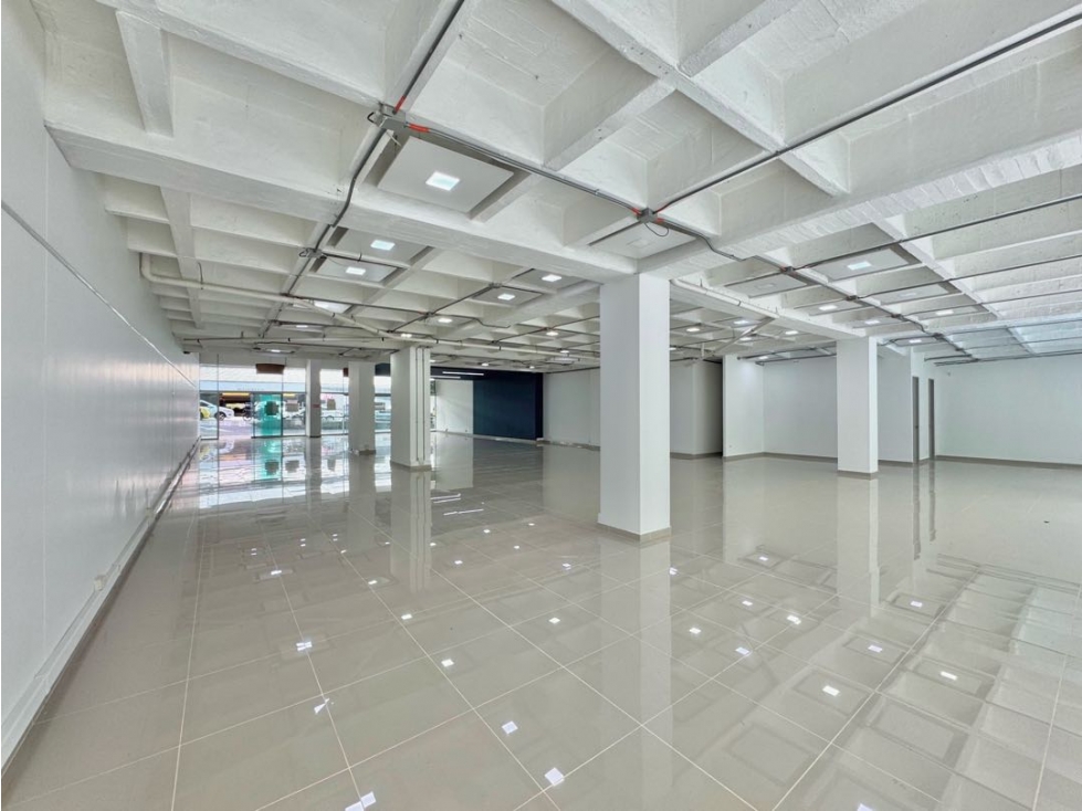ARRIENDO LOCAL EN EL POBLADO, MEDELLÍN, ANTIOQUIA — foto 2