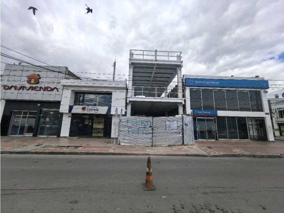 ARRIENDO LOCAL EN KENNEDY CENTRAL