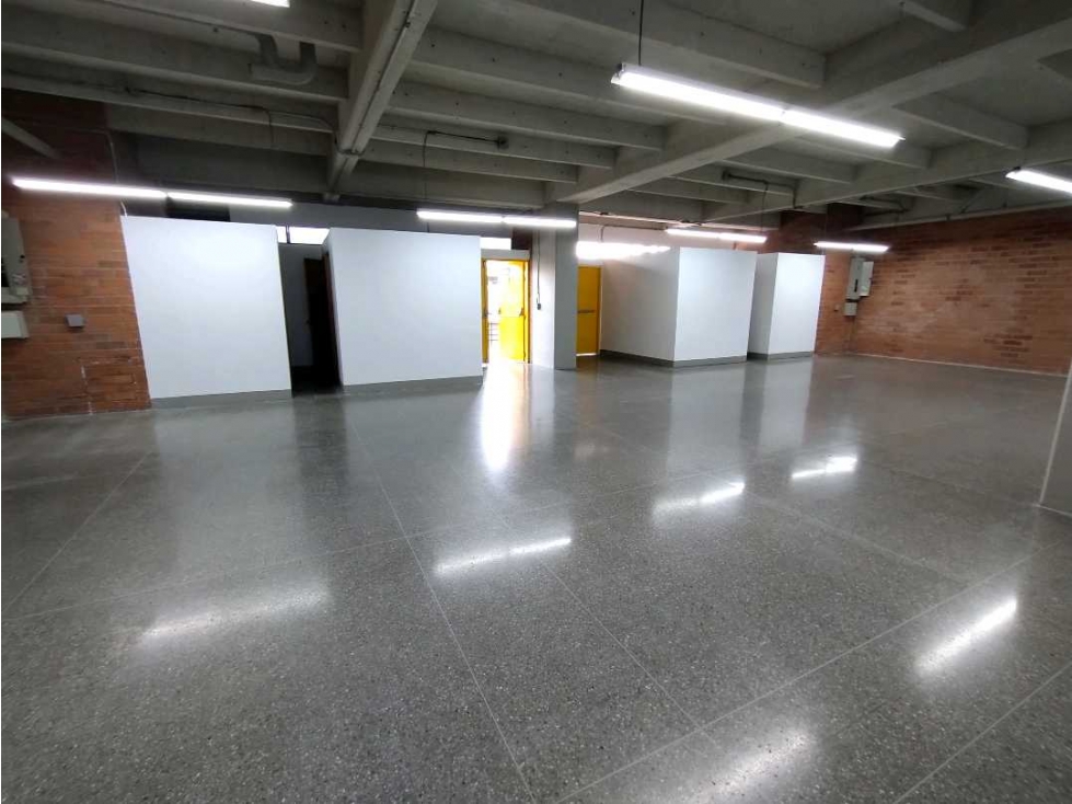 ARRIENDO LOCAL EN MEDELLÍN SECTOR AV GUAYABAL — foto 5