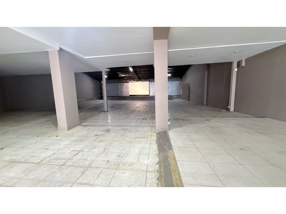 Arriendo local en Santa Bárbara, Bogotá