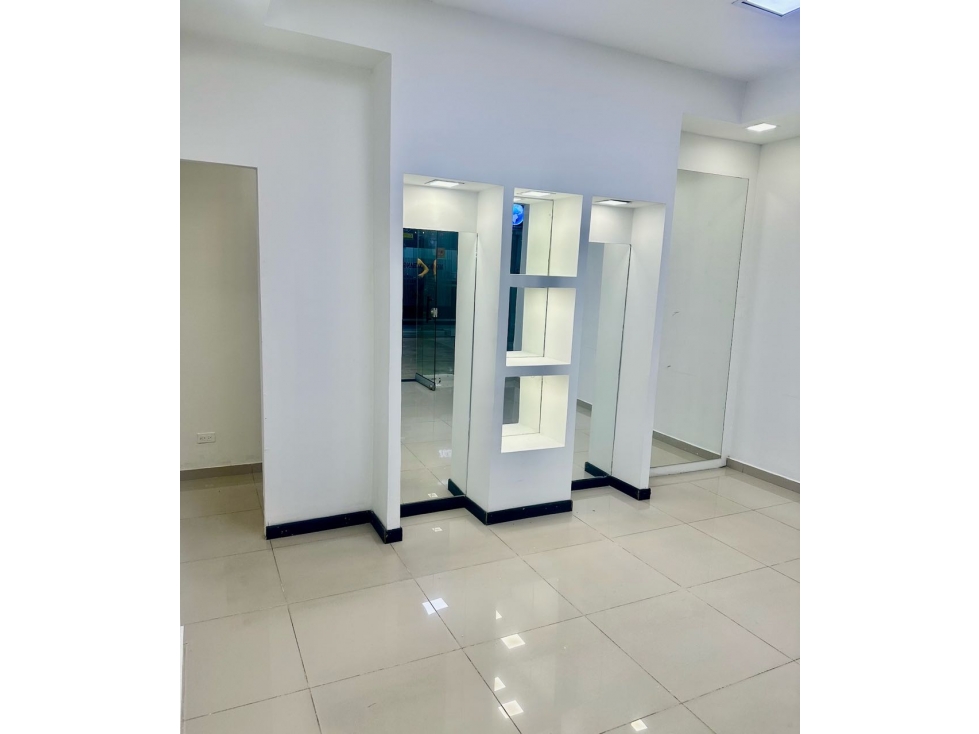 ARRIENDO LOCAL F126 HACIENDA SANTA BÁRBARA — foto 5