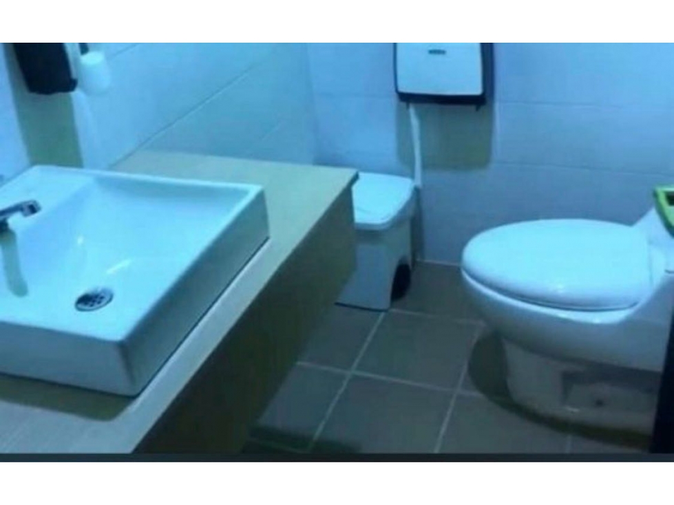 Arriendo LOCAL Laureles-Zona rosa - 4