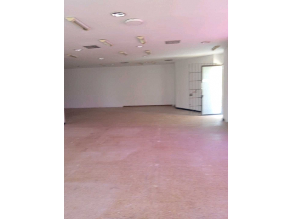 ARRIENDO LOCAL PIE DE LA POPA — foto 3