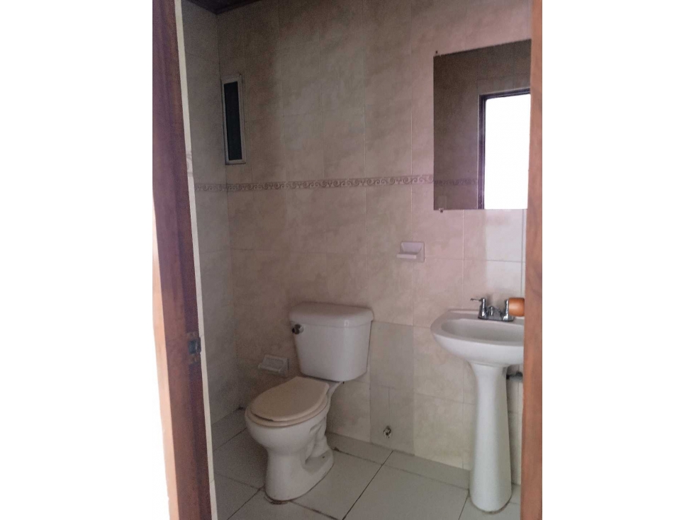 ARRIENDO LOCAL PIE DE LA POPA — foto 4