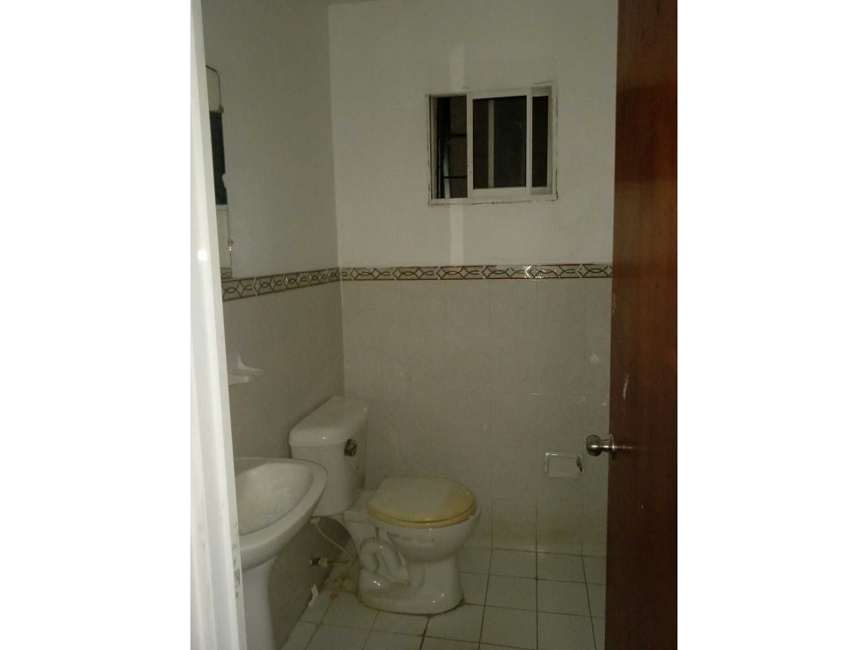 ARRIENDO LOCAL PIE DE LA POPA — foto 5