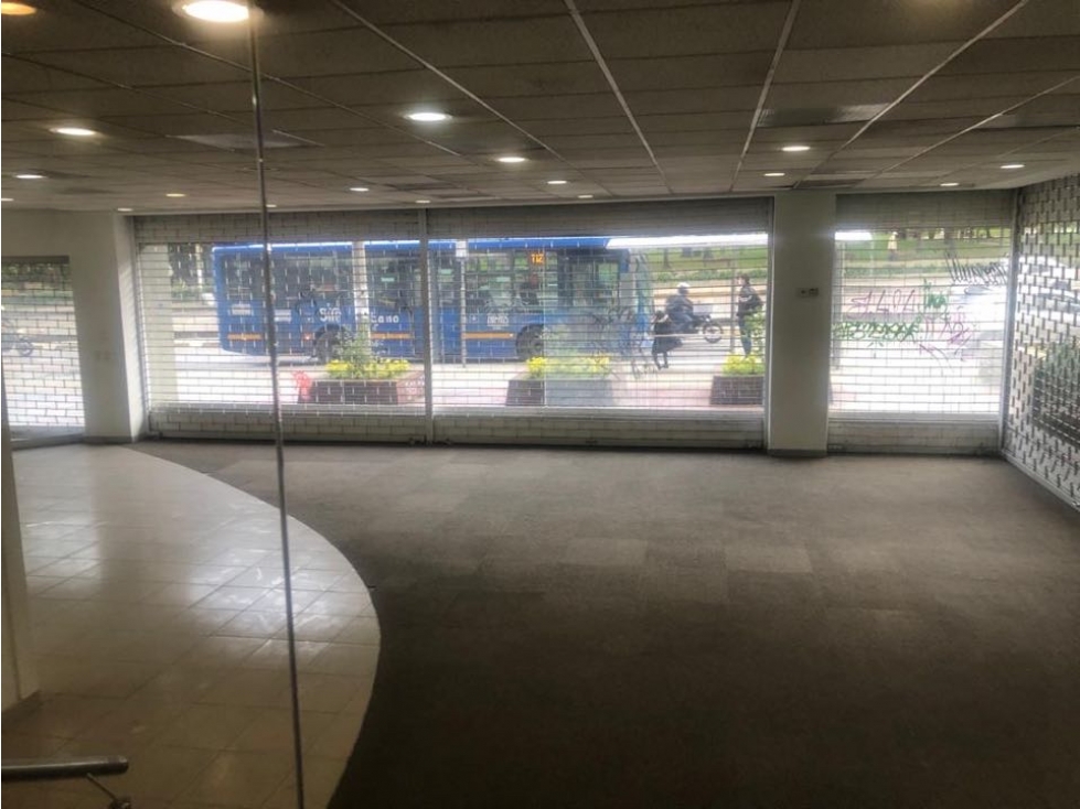 Arriendo local San Martín, Bogotá - 2