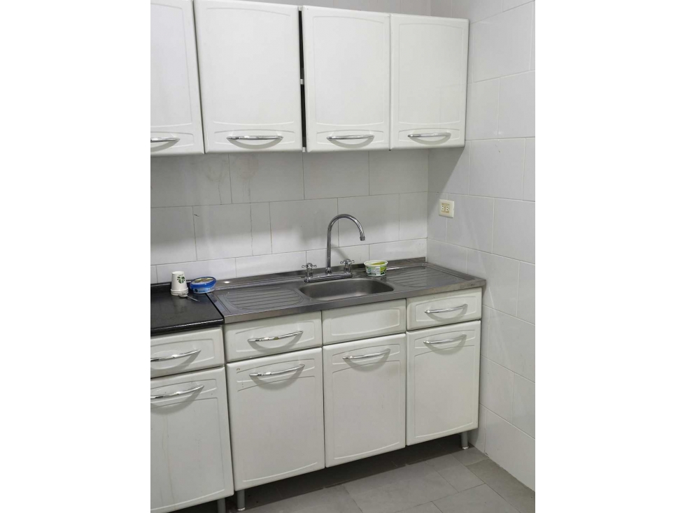 ARRIENDO LOCAL ZONA NORTE BARRIO EL RECREO - 4