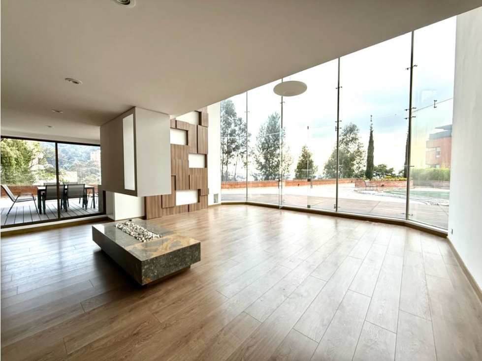 Moderno apartamento con gran terraza