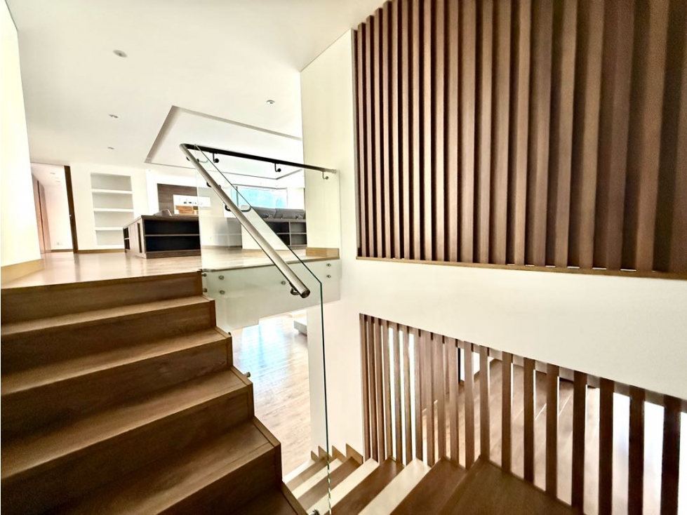 Moderno apartamento con gran terraza — foto 6