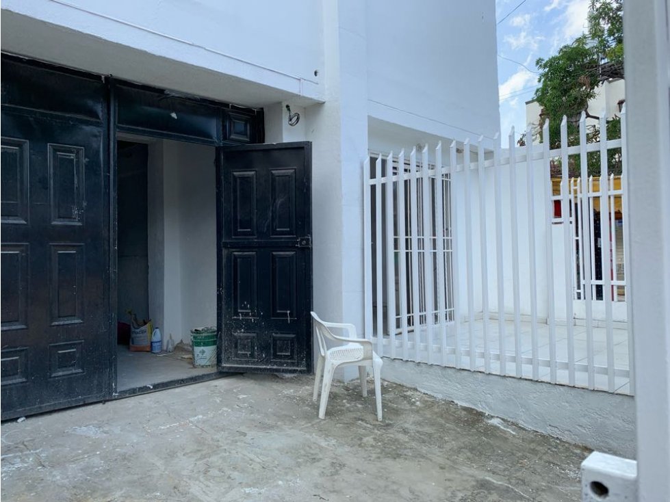 Arriendo o Vendo Bodega Con oficinas y local en Mamatoco Santa Marta - 6