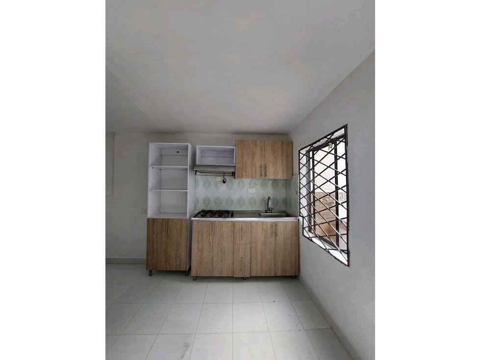 CASA DE DOS PISOS EN VENTA EN URBANIZACION PUENTE 1 — foto 5