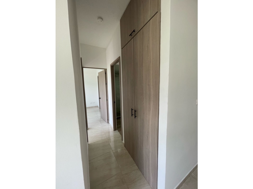 ARRIENDO O VENDO HERMOSO APARTAMENTO EN NIQUIA — foto 6