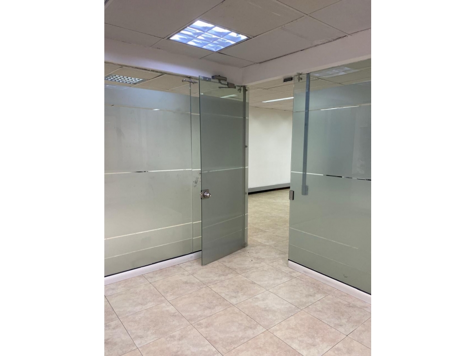 ARRIENDO O VENDO OFIC DE 357M2 EN CLL 72 / 9 SÚPER UBICACIÓN PISO 10 — foto 5