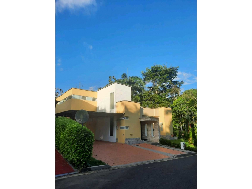 VENTA CASA CAMPESTRE EN CONDOMINIO LA PRADERA RESTREPO - 1