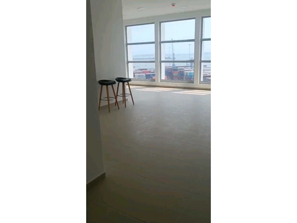 Arriendo Oficina Manga