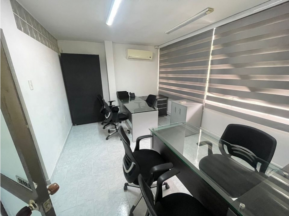 ALQUILER DE OFICINA AMOBLADA EN EL PRADO - BARRANQUILLA