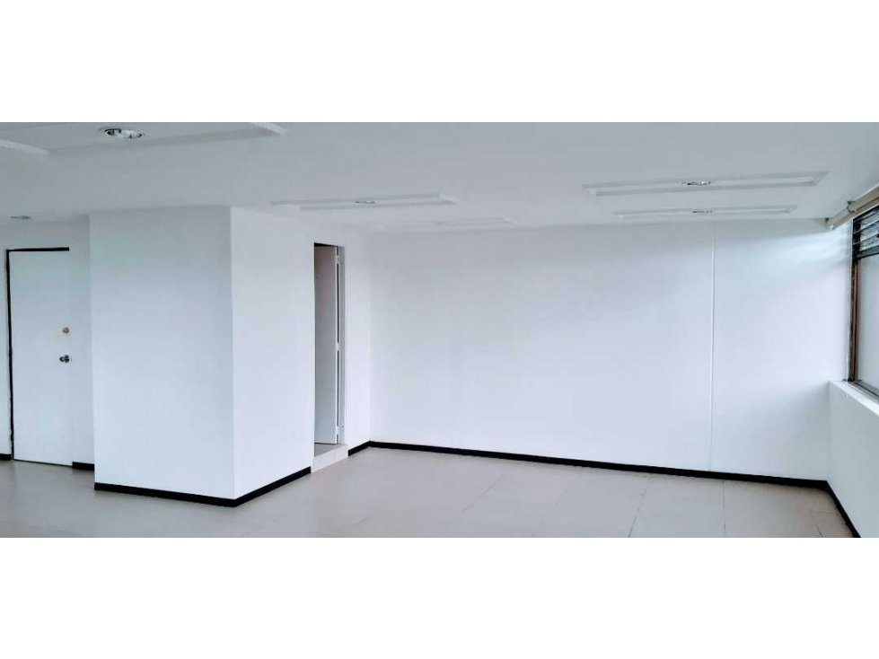 ARRIENDO OFICINA CENTRO EDIFICIO COVINOC 50 mts2 VM) — foto 4