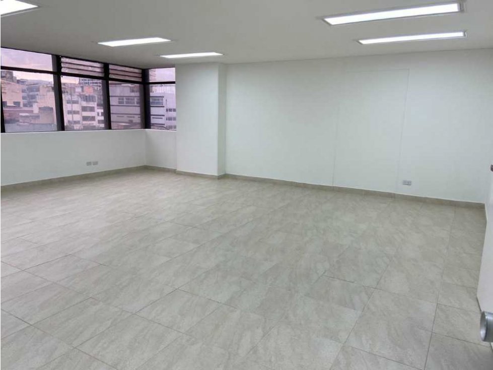 ARRIENDO OFICINA CENTRO EDIFICIO COVINOC 50 mts2 VM) — foto 6