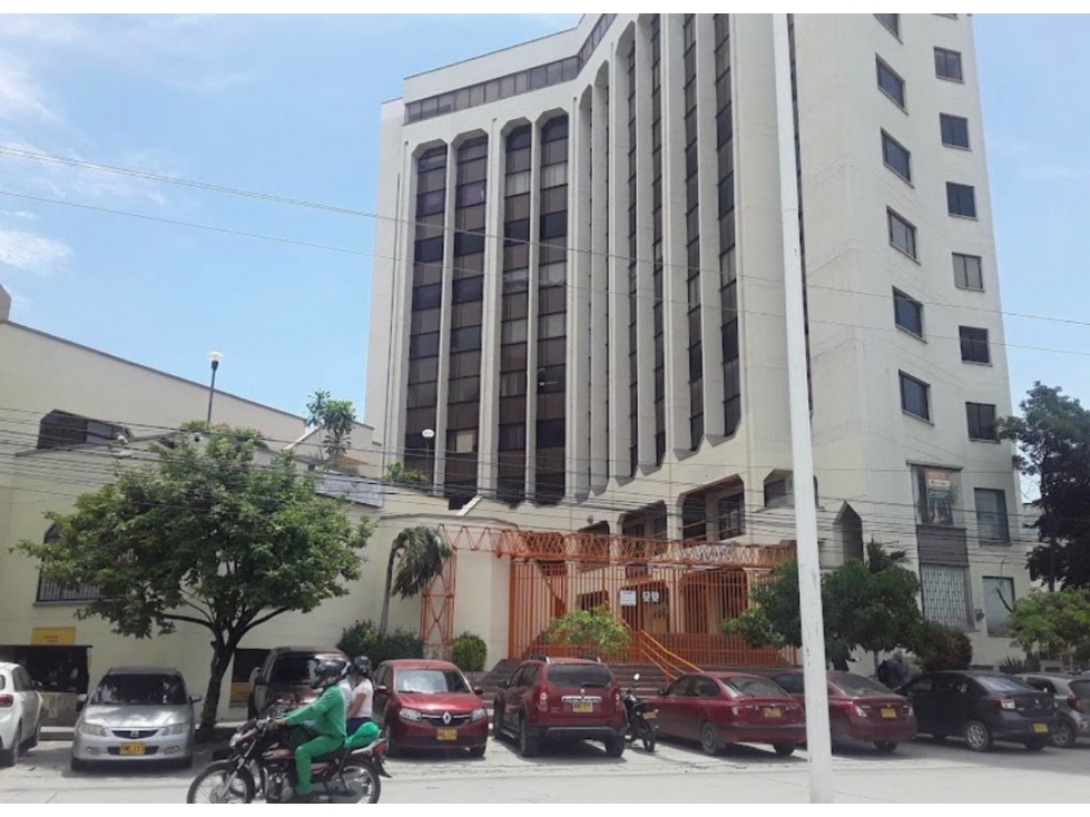 Arriendo oficina centro ejecutivo santa marta - 1