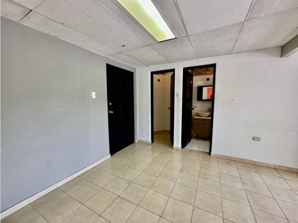 Arriendo oficina centro ejecutivo santa marta - 5