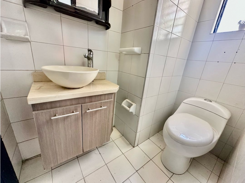 Arriendo oficina centro ejecutivo santa marta - 6