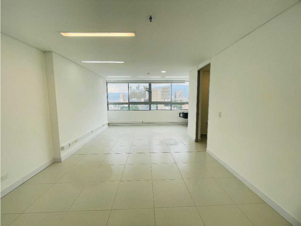 ARRIENDO OFICINA CENTRO EMPRESARIAL. SABANETA - 2
