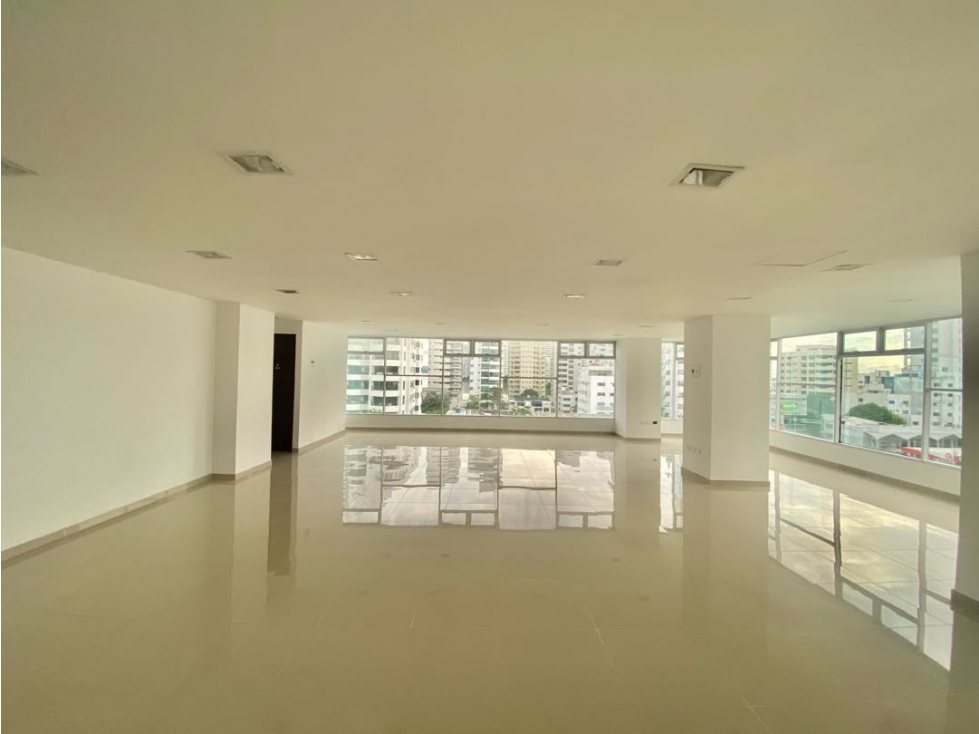 ARRIENDO OFICINA DE 131.67m2 EN BOCAGRANDE CARTAGENA — foto 2